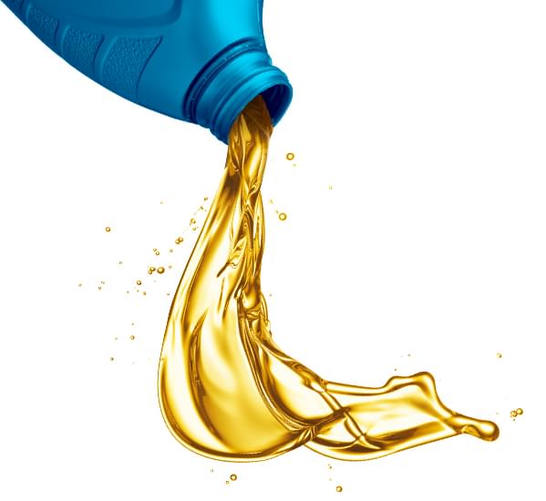 Synthetic oil pour