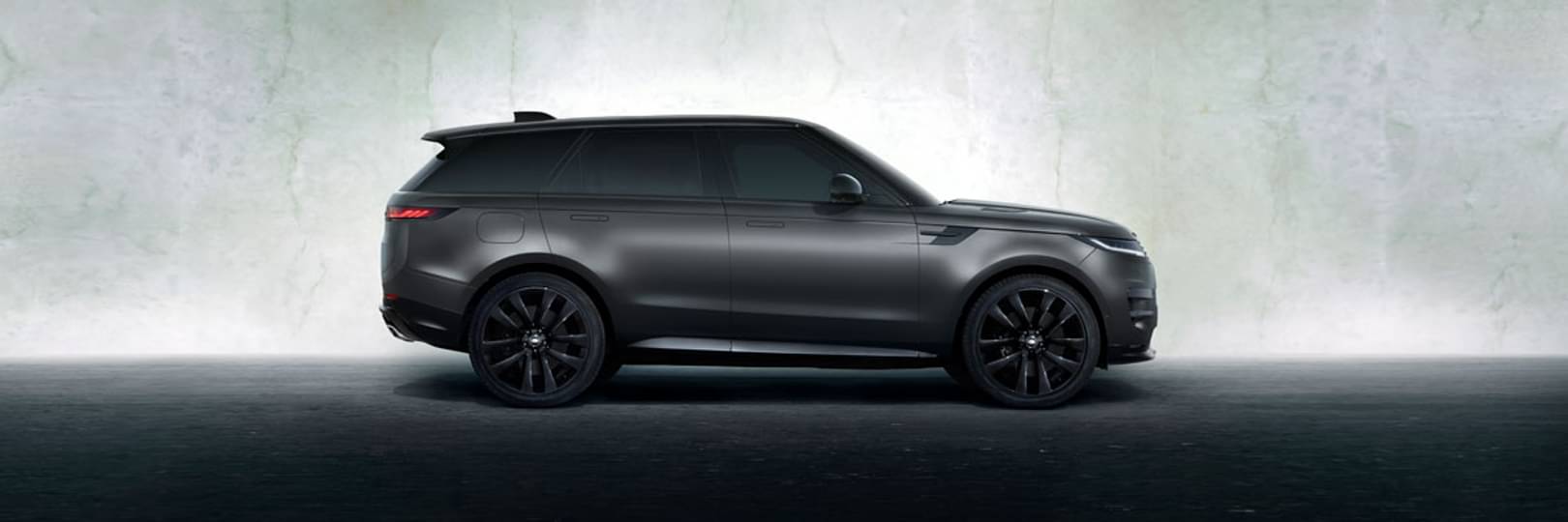 New Range Rover Sport: A powerful performance