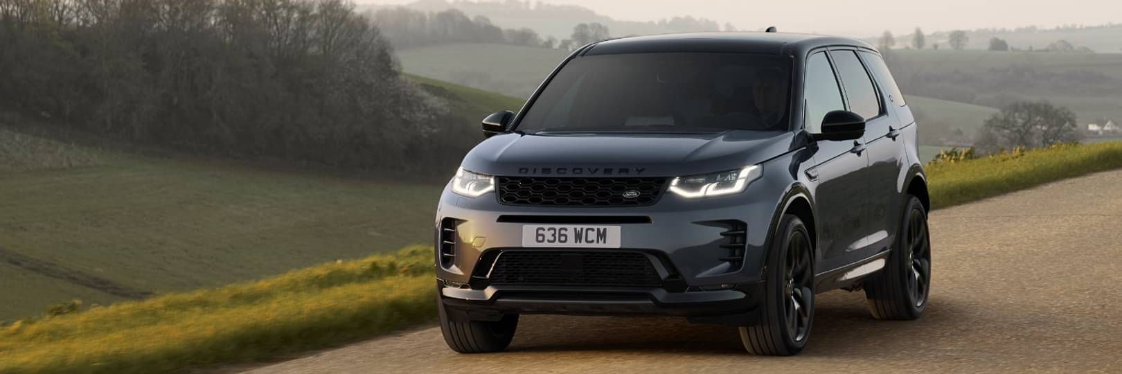 Discovery Sport: Characterful. Contemporary. Compact. 
