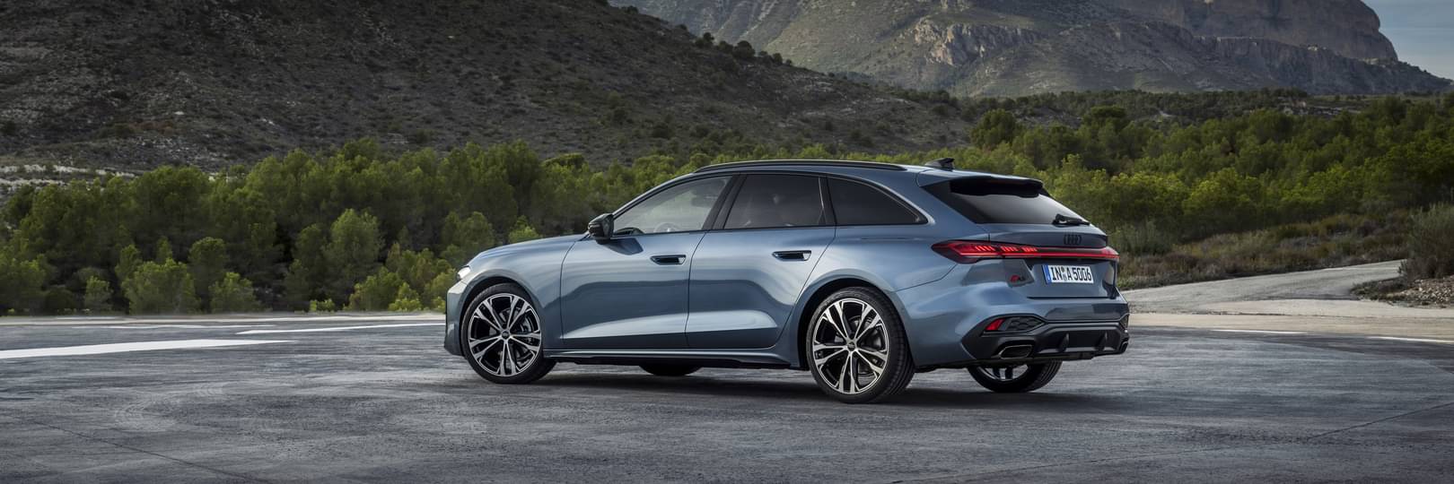 New Audi A5 Avant: Practical shape, modern design