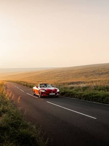 MG Wins Top Manufacturer: Autocar 2025