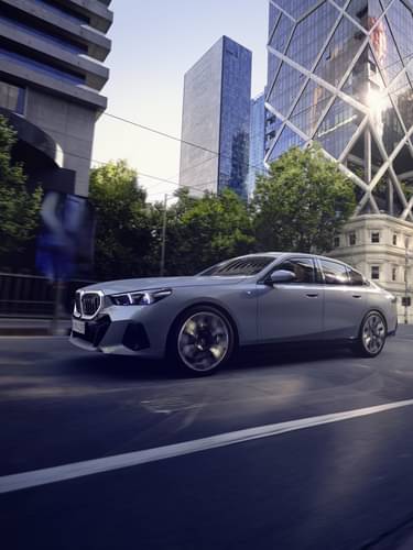 Progressive design and impressive performance - the BMW i5.
