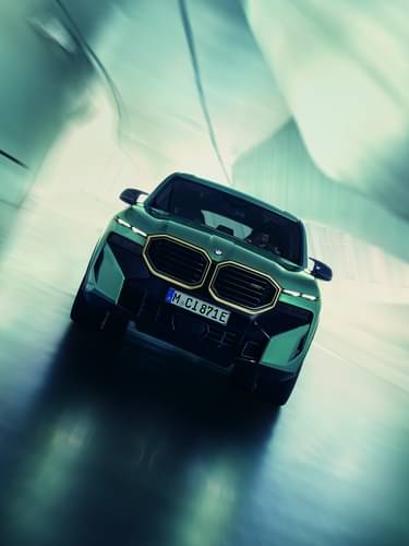 BMW XM | the high performance plug-in hybrid.