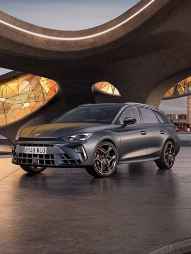 CUPRA Leon Estate | Performance like never before. 