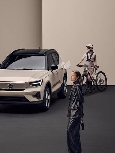 The fully electric Volvo EX40 | For every you.