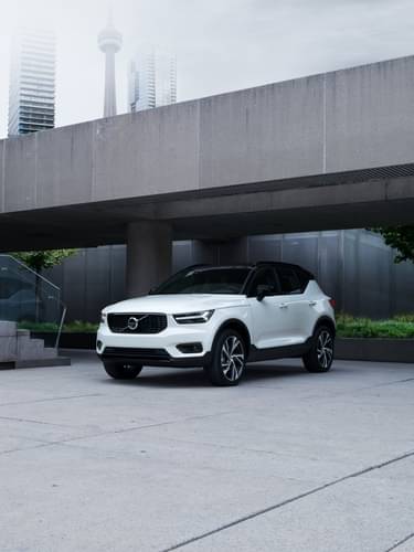 Volvo XC40 | smart. Versatile. Expressive.