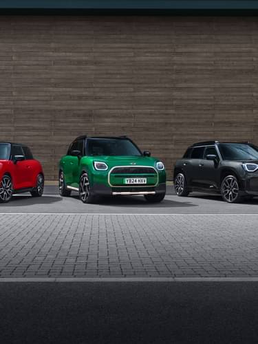 Find your perfect new MINI at Listers Boston