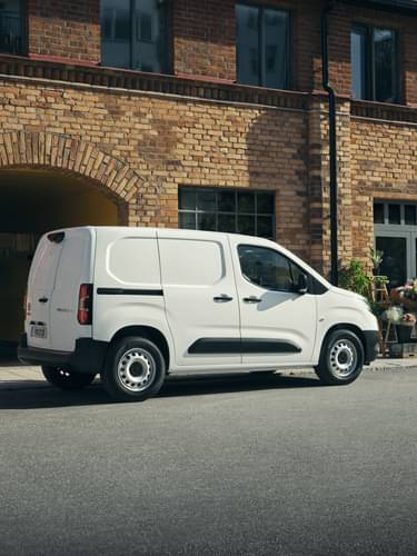 Toyota Proace City: Compact Diesel Van