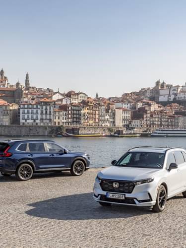 Honda CR-V: Premium family hybrid crossover SUV