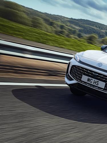 New MG HS Plug-in Hybrid: Performance and style.