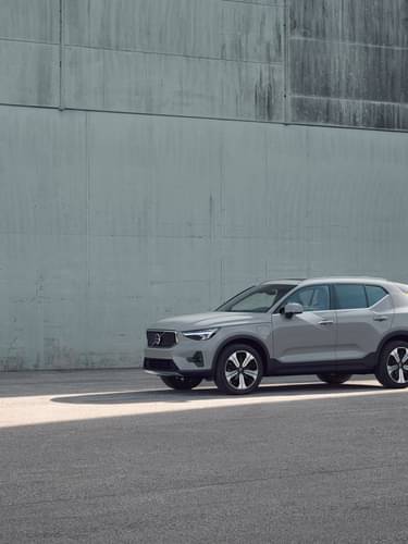 Volvo XC40 | smart. Versatile. Expressive.