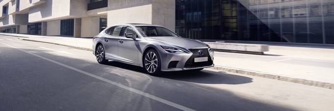 Seamless performance in the New Lexus LS