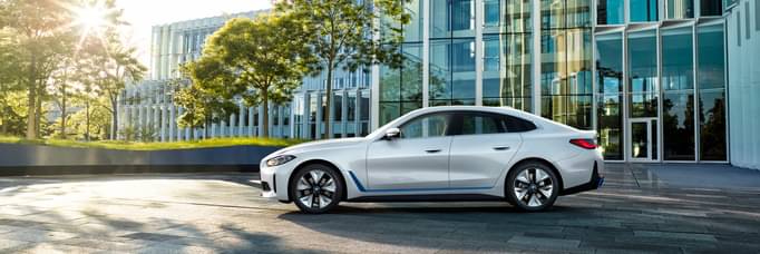 BMW's first electric Gran Coupé, meet the BMW i4.
