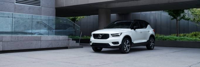 Volvo XC40 | smart. Versatile. Expressive.