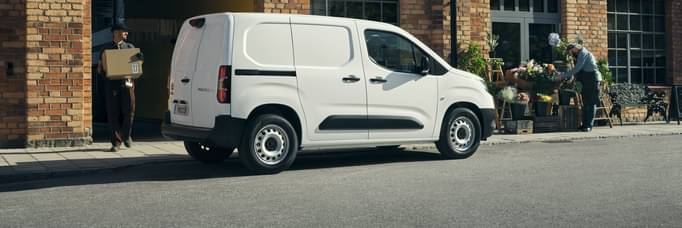 Toyota Proace City: Compact Diesel Van