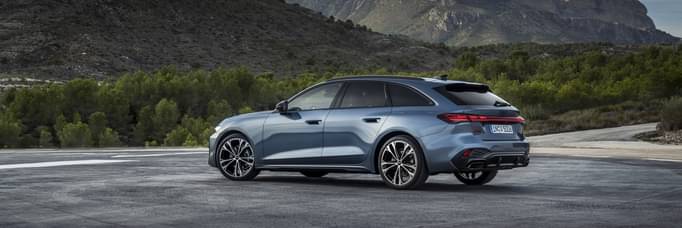 Practical shape, modern design. The A5 Avant.