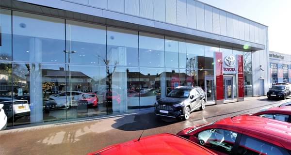 Listers Toyota Cheltenham Toyota Servicing Toyota Dealer