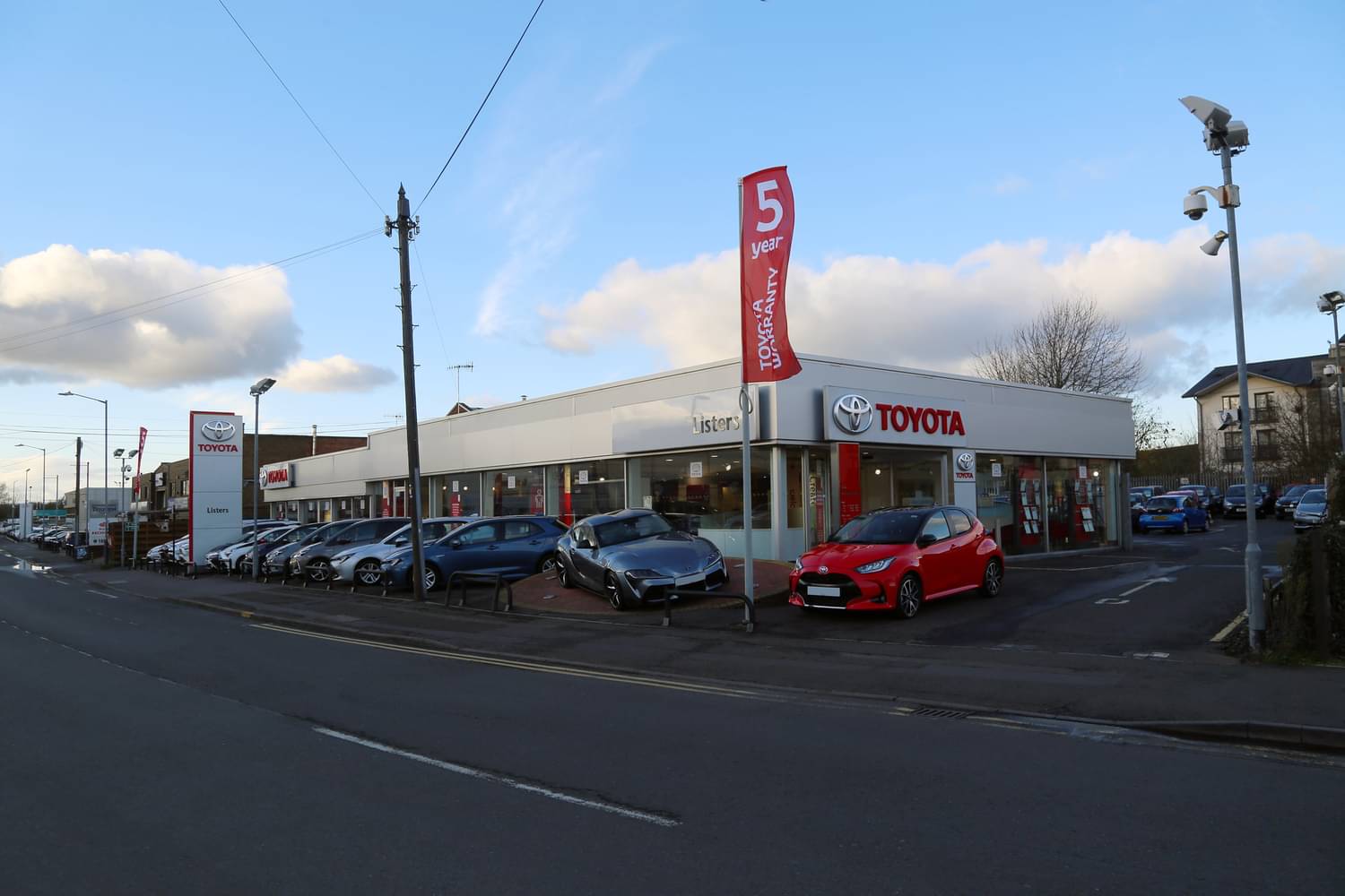 Listers Toyota Stratford-upon-Avon - Toyota Servicing - Toyota Dealer