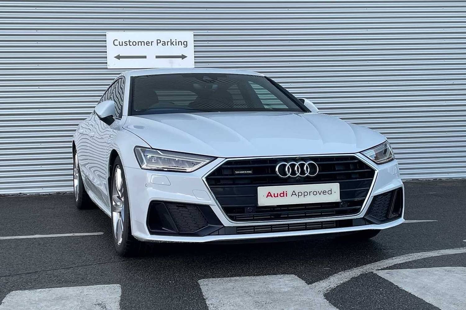 Audi a7 s line outlet white