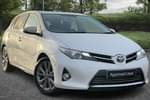 2014 Toyota Auris Hatchback 1.8 VVTi Hybrid Excel 5dr CVT Auto (Nav) in White at Listers Toyota Grantham