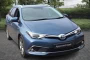 Used Toyota Auris 1.8 Hybrid Excel