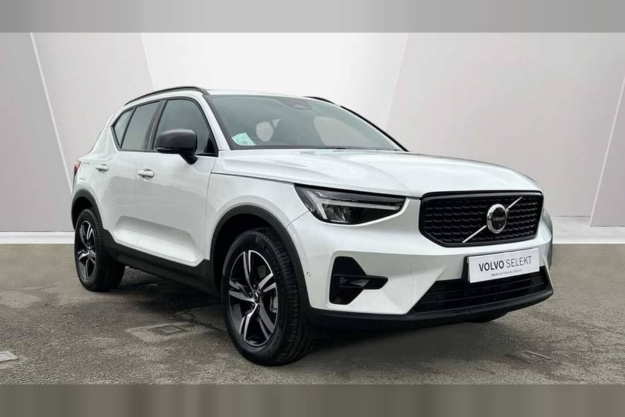 Used Volvo XC40 2.0 B4P Plus Dark 5dr Auto (Ref: U1400046)